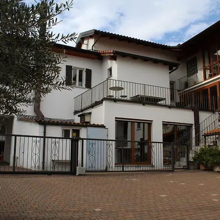Gioiacasa Apartment *
